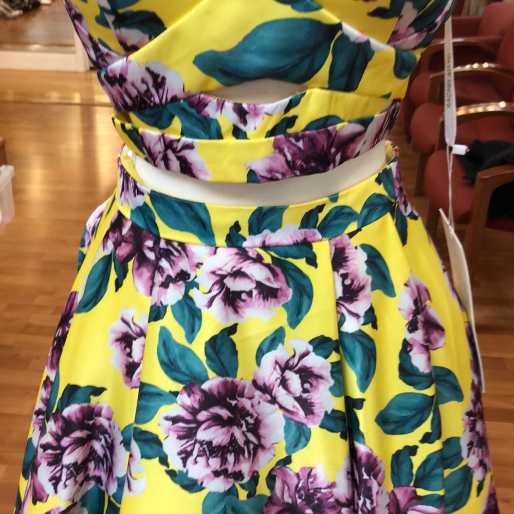 ✔️ Two piece yellow lilac prom dress - Picture 4 of 8